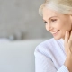 utjecaj menopauze na zube i nasmijana pacijentica u stomatološkoj ordinaciji Dentus Perfectus Zagreb.